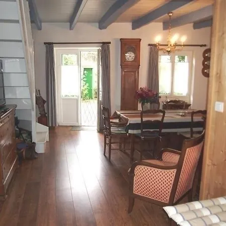 Rental Villa La Flotte *