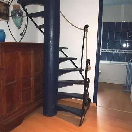 Rental Villa La Flotte * مدينة لا فلوت
